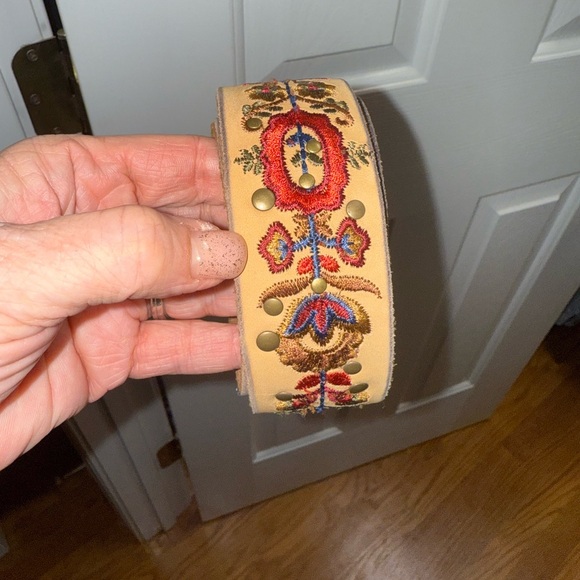 Lucky Brand belt - Picture 5 of 5